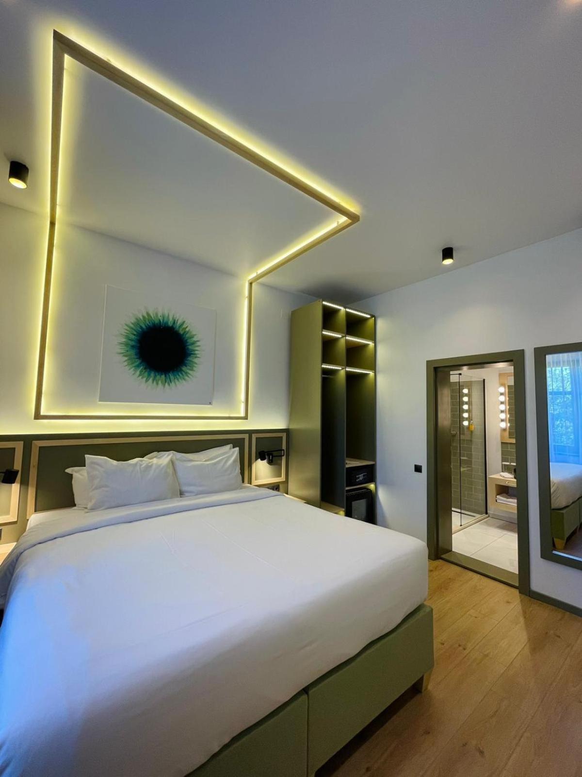 Republique Guest house 4*