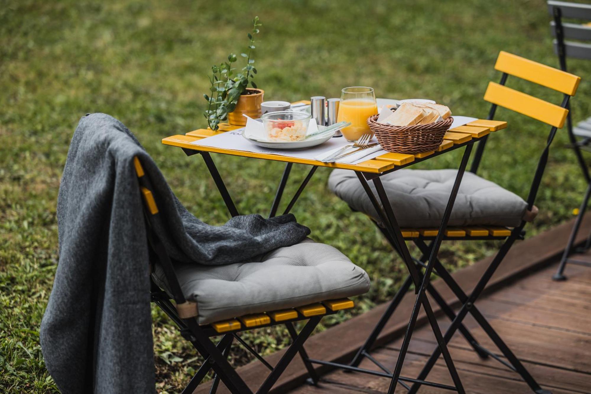 Republique Guest house